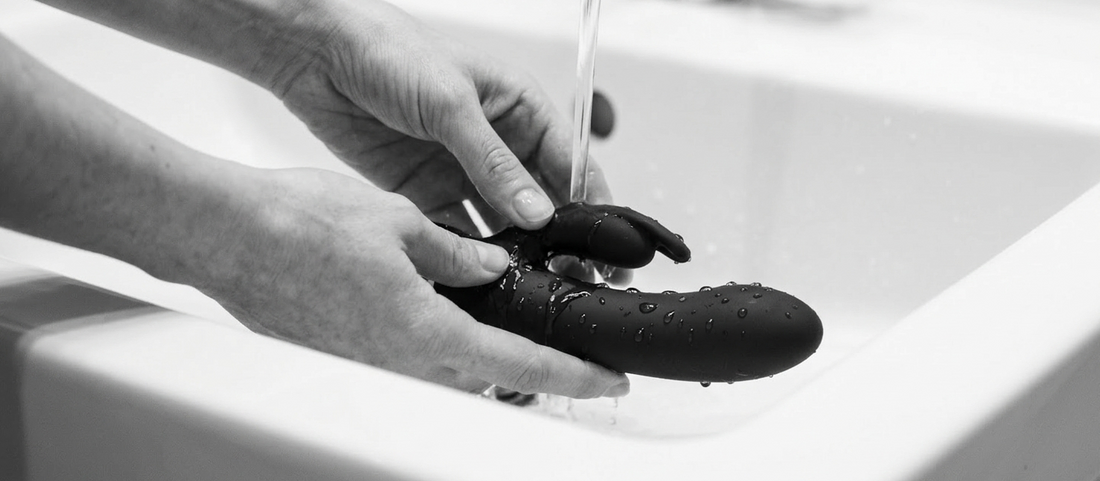 How to Clean Sex Toys Properly: Complete Guide